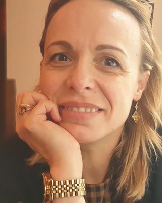 Photo of Sonia Fernandes, Psychotherapist, Pre-Accredited Member IACP