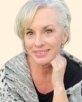 Photo of Laura Maxwell, Licensed Professional Counselor, MA, LPC