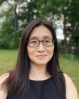 Photo of Laura Han, Clinical Social Work/Therapist, LCSW-R