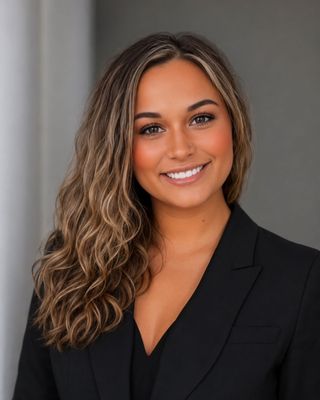 Photo of Haley March, Clinical Social Work/Therapist, LCSW, AAT, FCSW, PAPT