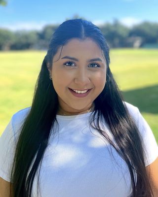 Photo of Elizabeth Padilla, Licensed Professional Counselor Associate, LPC-A