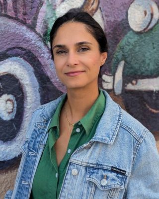 Photo of Negar Amini, MCP, MA, E-RYT
