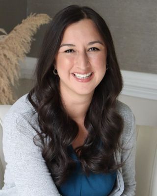 Photo of Demianna Loos, Pre-Licensed Professional
