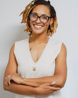 Photo of DayJa Gillespie-Cash - Bloome Wellness, Pre-Licensed Professional, MA