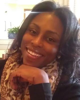 Photo of Lena M Wilson, Pre-Licensed Professional