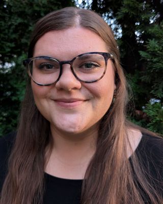 Photo of Madeline Morris, Clinical Social Work/Therapist, MSW, APSW