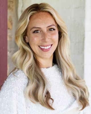 Photo of Dr. Bre Ford, Marriage & Family Therapist, PsyD, LMFT