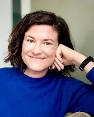 Photo of Caitlin Hettich, Clinical Social Work/Therapist, LCSW, LCAS, CSI