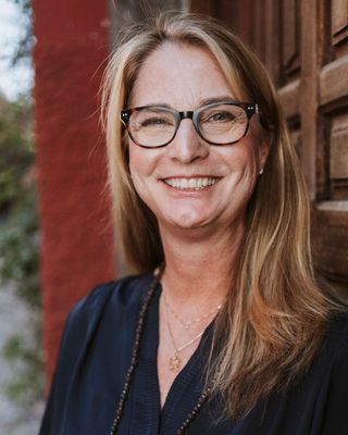 Photo of Holly Wade, Clinical Social Work/Therapist, LCSW, CDWF