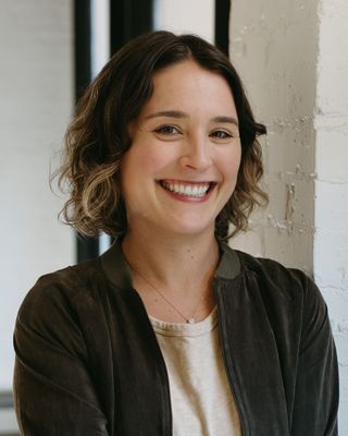 Photo of Emily Roskey, Clinical Social Work/Therapist, LICSW