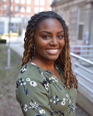 Photo of Stenie Simon, Clinical Social Work/Therapist, LMSW