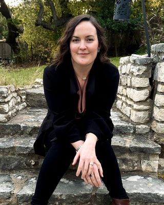 Photo of Lauren McLaughlin, Licensed Professional Counselor Associate, MACP, LPC-A, ERYT