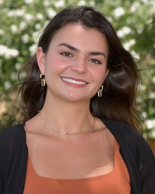 Photo of Dr. Daniella Maciel, Pre-Licensed Professional, PsyD