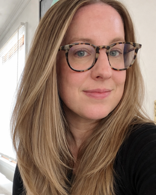Photo of Elizabeth Davis, Counselor, MS, LCPC-c, C-DBT