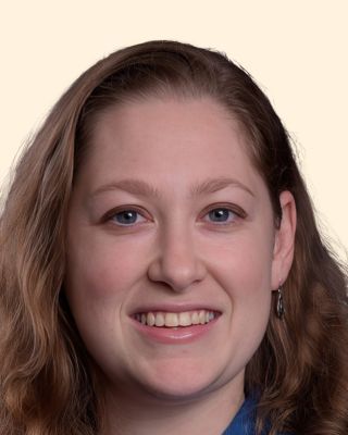 Photo of Dr. Stephanie Bader, Psychologist, PhD, LP