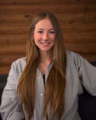 Photo of Sara Robertson, Licensed Professional Counselor, MA, LPC-S, CCTP, EMDR