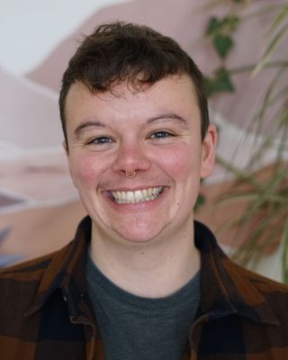 Photo of Ren Workman, Clinical Social Work/Therapist, LICSW