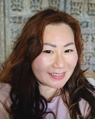 Photo of Osun Yoo, Marriage & Family Therapist, MA, LMFT
