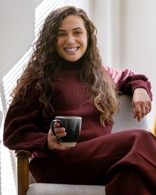 Photo of Gabrielle Guadalupe - Gabrielle Guadalupe - Expansive Therapy, LMHC