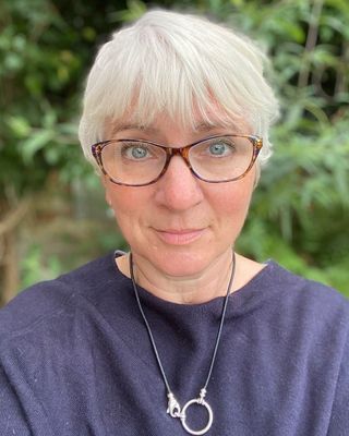 Photo of Annabel Hollick, Psychotherapist, MA, MUKCP