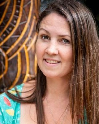 Photo of Rhian Davies-De Souza, Psychotherapist, MA, HCPC-Art Therap.