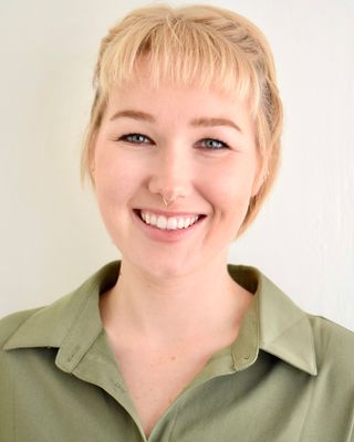 Photo of Rachel Kinnard, Marriage & Family Therapist, LMFT, MA