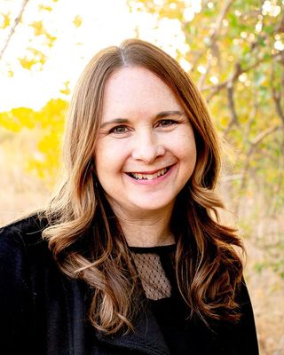 Photo of Jenni Lillie, Licensed Professional Counselor Candidate, MA, LPCC, ATR-P