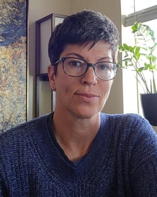 Photo of Julie Russell, Psychologist, PsyD, PSYPACT