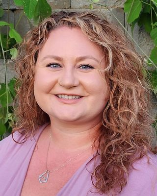 Photo of Dani Owens, Licensed Clinical Mental Health Counselor, LCMHC, LCASR
