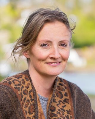 Photo of Jess Hilliard, Counsellor, DCounsPsych, MBACP