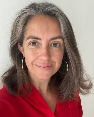 Photo of Kate Wiggs, Psychotherapist, MA, HCPC-Art Therap.