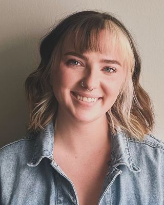 Photo of Katlyn Lamont, Registered Psychotherapist (Qualifying)