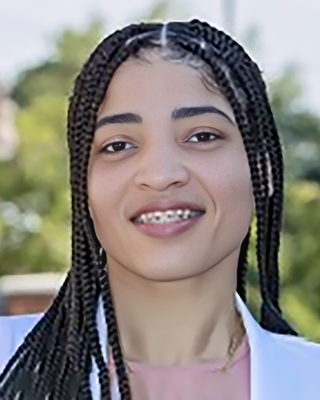 Photo of Shialla Warren, Psychiatric Nurse Practitioner, PMHNP