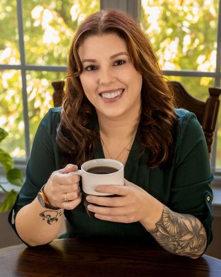 Photo of Kelly Borghi, Clinical Social Work/Therapist, LCSW, CADC, CODP I