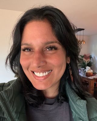 Photo of Deanna Carvalho, Marriage & Family Therapist, MA, LMFT