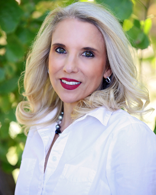 Photo of Amy Hall Leiferman Eating Disorder And Trauma Recovery, Clinical Social Work/Therapist in Tempe, AZ