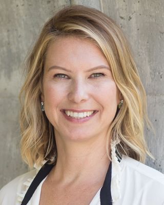 Photo of Winifred Flach, Marriage & Family Therapist, MA, MFT
