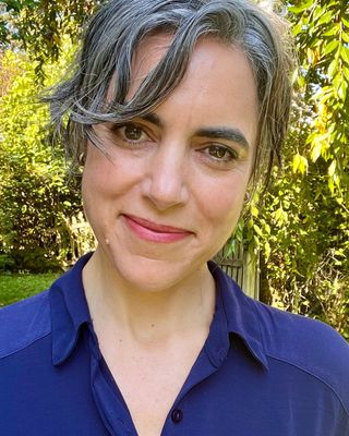 Photo of Angela Yantorno, Licensed Master Social Worker, LMSW