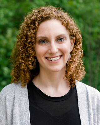 Photo of Elana Hoffman, Psychologist in Washington, DC