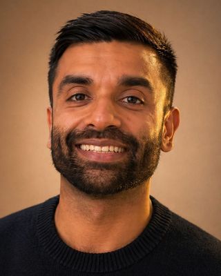 Photo of Dr Bobby Singh, Psychologist, PsychD, HCPC - Couns. Psych.