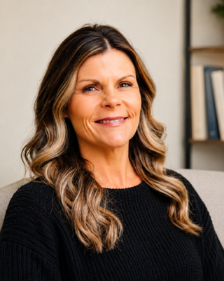 Photo of Crystal Winter, Clinical Social Work/Therapist, LSCSW, LCSW