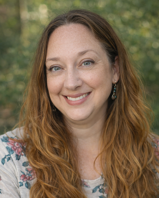 Photo of Shannon Pivoney, Counselor, LCPC, CCTP-II, NBCC, ACS