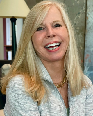 Photo of Lynne G Greenwald, Clinical Social Work/Therapist, LICSW