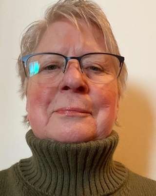 Photo of Mary Gales-Wenz, Clinical Social Work/Therapist, LICSW