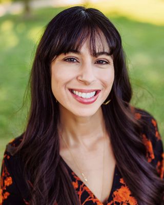 Photo of Magdalena J Rodriguez, Marriage & Family Therapist, MA, LMFT
