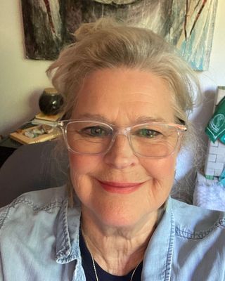 Photo of Dr. Vanessa Graf, Marriage & Family Therapist, PsyD, LMFT