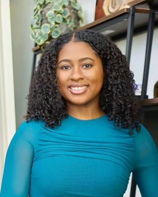 Photo of Ashley Larose, Mental Health Counselor, MHC-LP