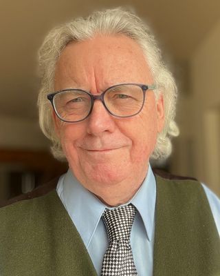 Photo of Dr. Earon Kavanagh, Counsellor, MSc, MBA, PhD, CPsych, MPCC