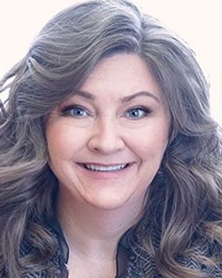 Photo of Farrah Bonde, Clinical Social Work/Therapist, LISW