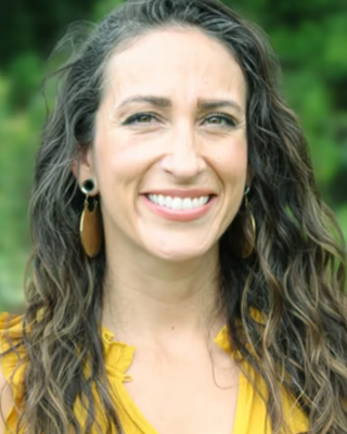 Photo of Stephanie Perez, Licensed Professional Counselor, LPC